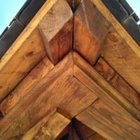 Assemblage bois lucarne